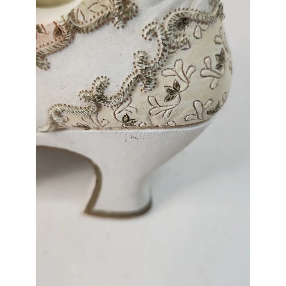 Rich Collection Molded Resin Boot Photo Frame Cream Faux Lace Detail Shabby Chic